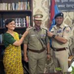 पदोन्नती पर एसएसपी देहरादून द्वारा पदोन्नत पुलिस अधिकारी को पद्दोन्नति पद के अलंकरण से किया अलंकृत