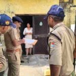 एसएसपी देहरादून के निर्देशों पर पूरे जनपद में वृहद स्तर पर चल रहा सत्यापन/चैकिंग अभियान, बाहरी प्रदेशों से आकर जनपद में निवासरत/कार्य कर रहे बाहरी व्यक्तियों का किया जा रहा सत्यापन, बाहरी राज्यों से आने वाले वाहनों की लगातार सघन चैकिंग कर रखी जा रही है पैनी नजर